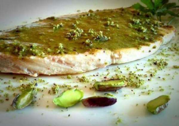 Pesce spada al pistacchio di Bronte: ricetta siciliana