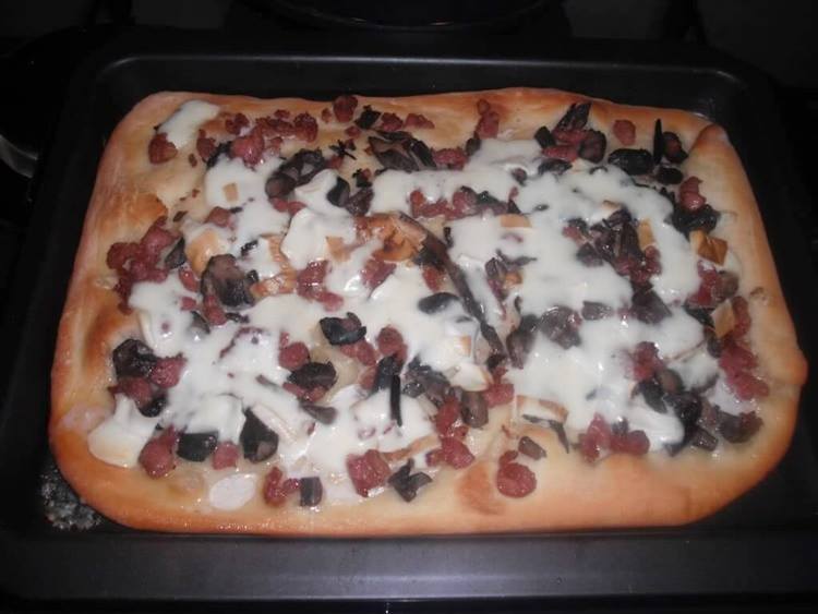 pizza-con-salsiccia