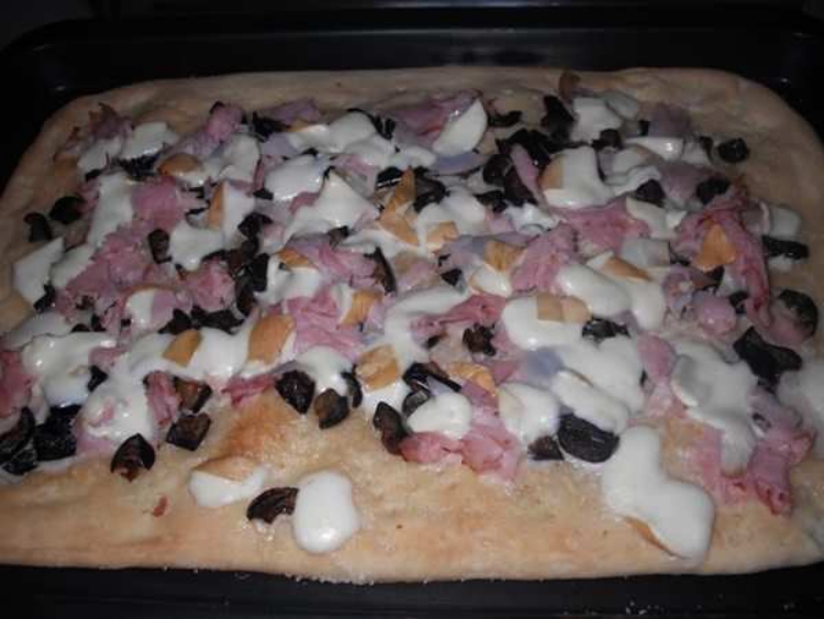 Pizza di Melanzane per una cena gustosa e veloce: la ricetta