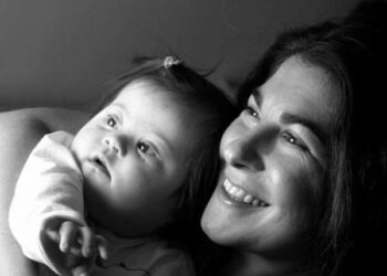 Questa è mia figlia: ha 4 mesi, 2 gambe, 2 braccia, 2 guance paffute e 1 cromosoma in più