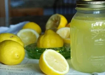 Bevi questo succo naturale al limone e perdi 8 kg
