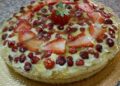 Crostata di fragole e di fragoline di bosco: il dolce perfetto