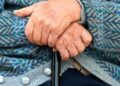 Nonnina muore, ha 230mila euro ma non li lascia ai figli: la scelta