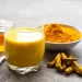 Acqua tiepida e curcuma