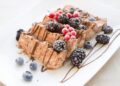 Crema alla Nutella, la ricetta per farcire e decorare tante golosità