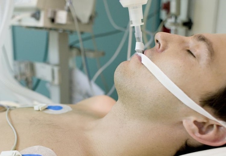 Il miracolo del piccolo Francesco, uscito dal coma dopo 4 anni. La mamma: è tornato a parlare