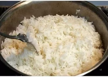 Mangia riso tutti i giorni e guarda cosa succede