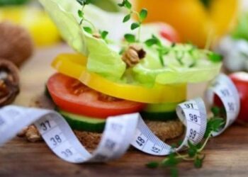 Tornare in forma dopo le vacanze con la dieta del rientro: scopri come