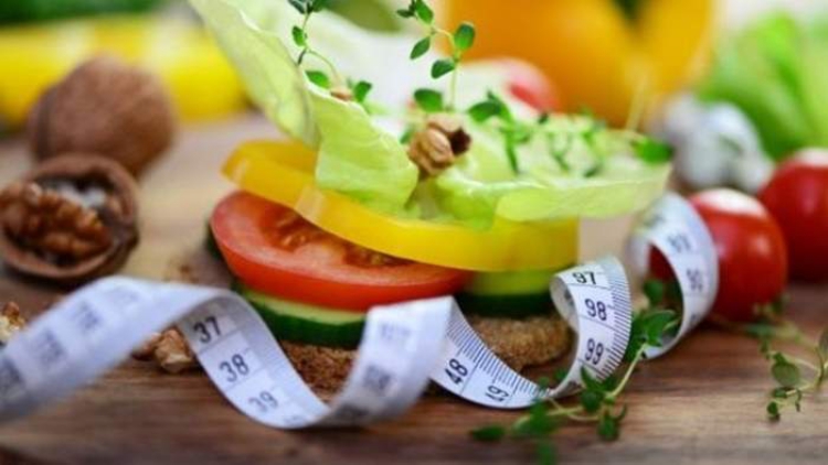 Tornare in forma dopo le vacanze con la dieta del rientro: scopri come