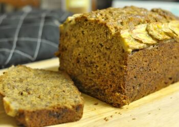 Pane di banana è senza zucchero e farina: adatto a chi è a dieta