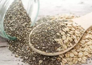 Chia e avena contro il gonfiore addominale, rimedio naturale e salutare