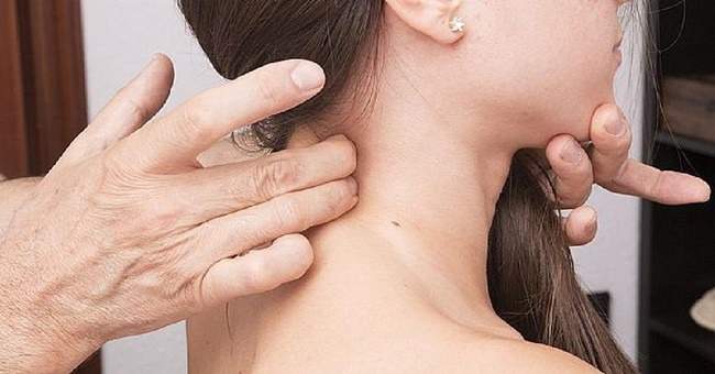 Stanchi e con dolori ovunque? Potresti soffrire di fibromialgia. Ma cos'è?