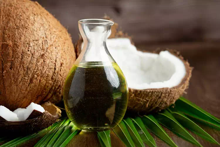 Usi dell'olio di cocco, sembrerete più giovani