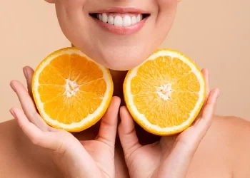 Vitamina C: Rinnova la pelle con la migliore maschera viso al naturale