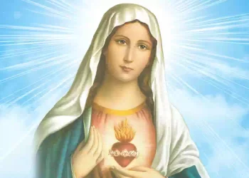 La bambina che trascorse la notte coperta dal manto della Madonna