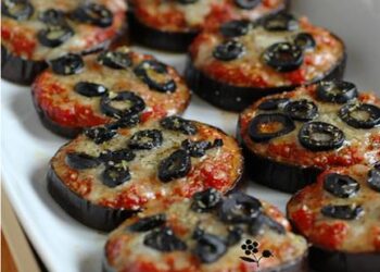 Le Pizzette di Melanzane: una Ricetta Gustosa e Leggera per l'Estate