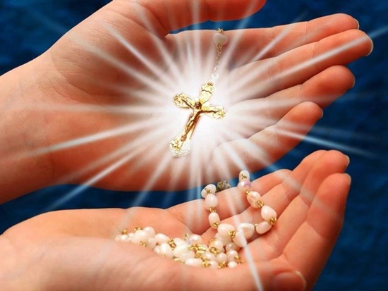 Suor Silvia guarita grazie alla potenza del Santo Rosario. Ecco la sua storia