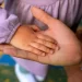 “Voglio sposarmi”. Così il papà della piccola di 4 anni