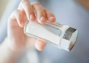Sale: passarlo di mano in mano porta sfortuna