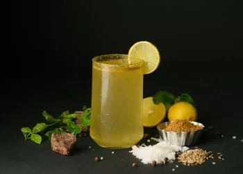 Limonata alla curcuma: cura la depressione, l'ansia e lo stress