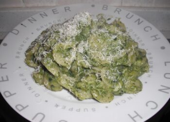 orecchiette-con-broccoli