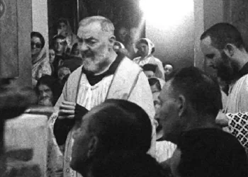 Corpo di Padre Pio: l'importante testimonianza del fotografo