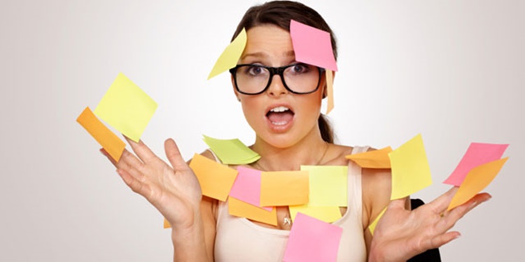 Parlare da sola: ecco cosa significa, uno studio lo rivela