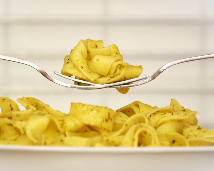 La pasta al dente fa ingrassare di meno rispetto a quella cotta troppo