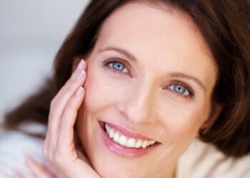 La menopausa precoce, cause sintomi e prevenzione