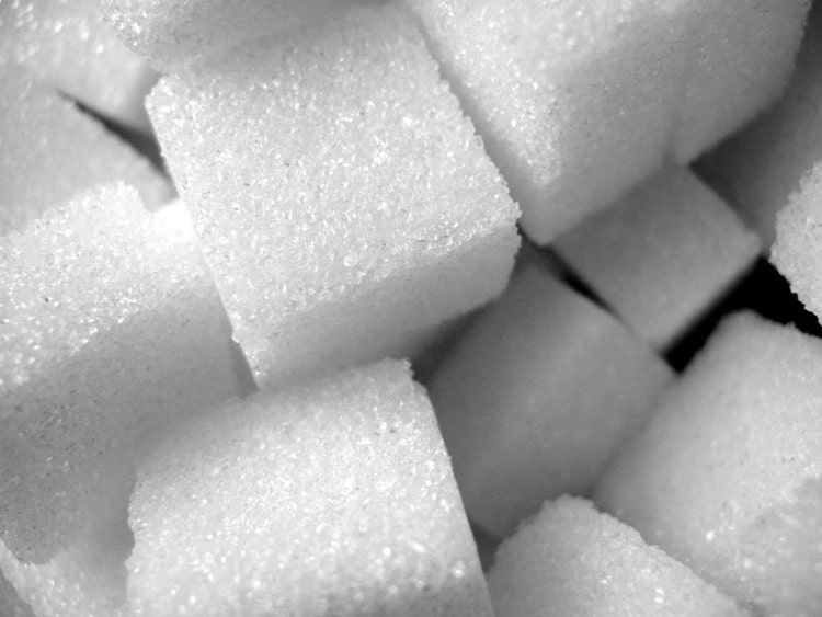 Eccesso di zuccheri nel sangue: riconoscerne i sintomi