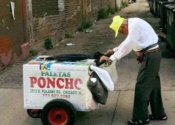 Il dolore della perdita della figlia lo ha messo in ginocchio, ma una foto sul web cambia tutto