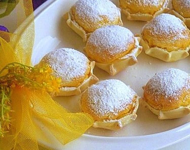 Dolci tipici della Sardegna: Pardulas. Curiosi? Se volete provare a farle in casa, ecco la ricetta originale