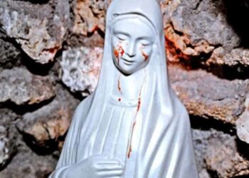 la-madonnina-di-civitavecchia-lacrimazione