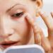 Esfoliante ringiovanente per la cute con vitamina C e uva