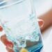 Acqua gassata e frizzante