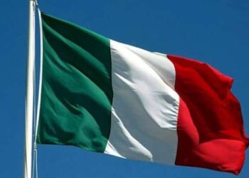 bandiere-mezz'asta-italia