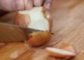 Buccia di cipolla: clamorosi i suoi effetti sulla salute