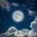 La Superluna nel cielo di Marzo saluta la primavera, occhi in alto