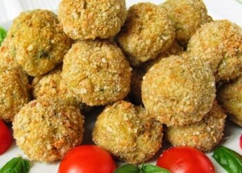Polpettine di pollo al pesto, secondo piatto stuzzicante e veloce