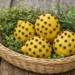 Addio alle zanzare, con chiodi di garofano e limoni
