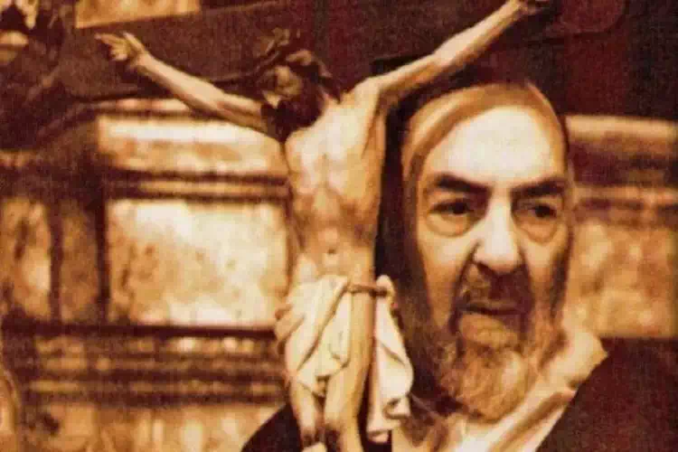 Caro Padre Pio: proteggici e difendici