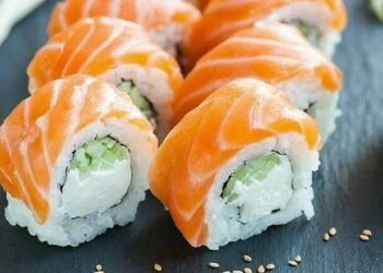 Il sushi al salmone