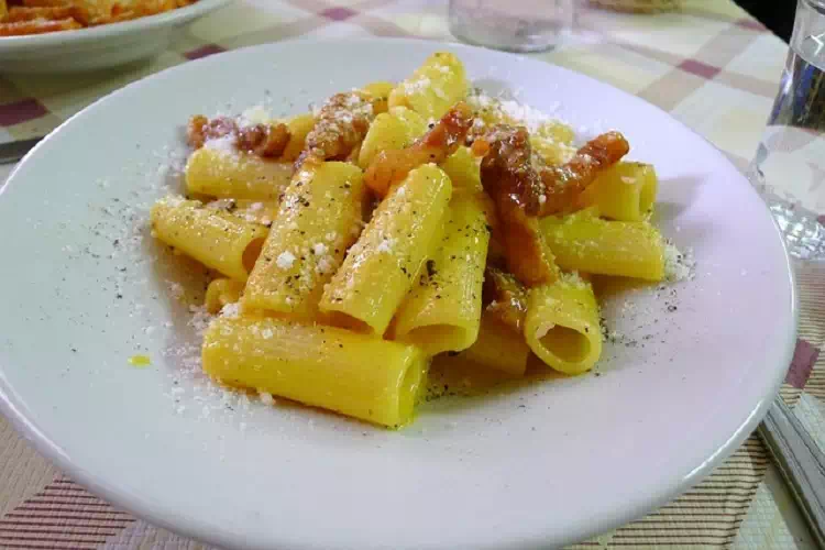 La carbonara perfetta: quali sono gli errori più comuni?