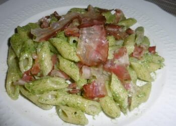 Pasta con crema di agretti