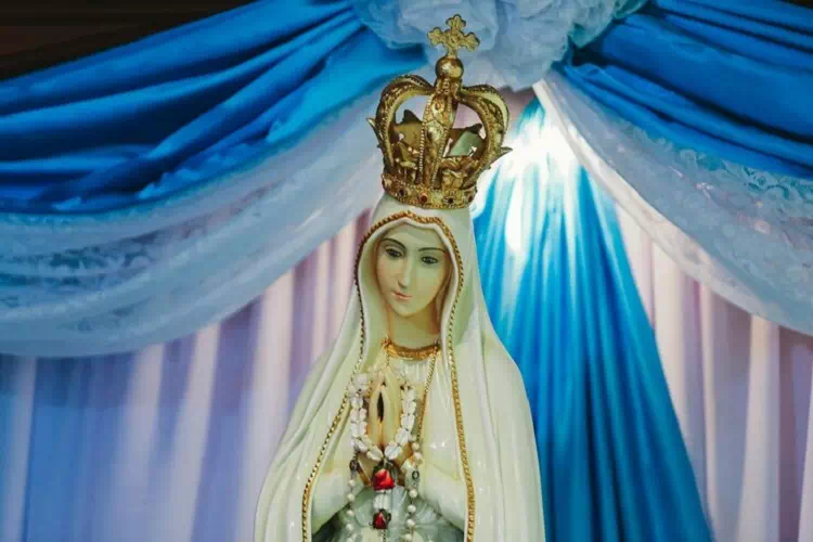Nostra Signora di Fatima, spero e confido nella tua potente intercessione