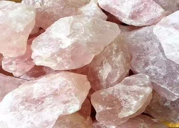 Quarzo rosa, la pietra dell'amore e della calma