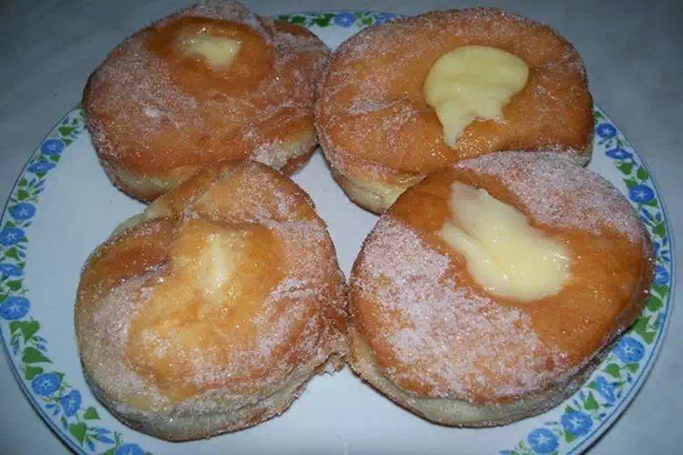 Bomboloni alla crema la ricetta
