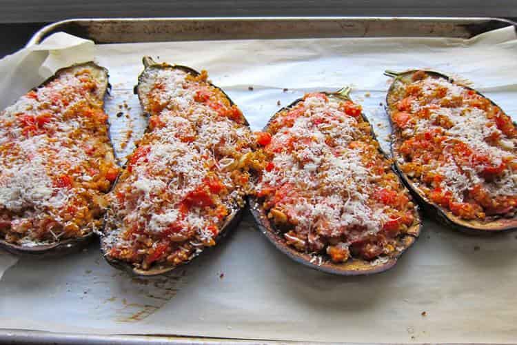 Melanzane ripiene di caponata