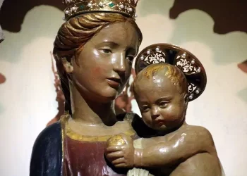 Invochiamo la Madonna del Sasso per ricevere un miracolo urgente