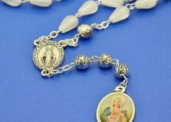 Rosario Delle Lacrime Della Madonna, l'orazione per scacciare il male